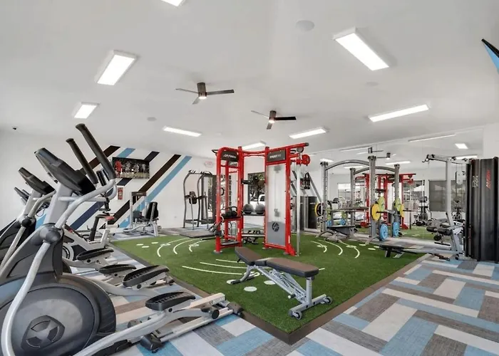 Luxury Getaway 1br Free Parking And Pool Apartment Tempe