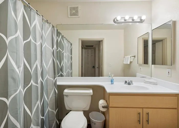 Luxury Getaway 1br Free Parking And Pool Apartment Tempe
