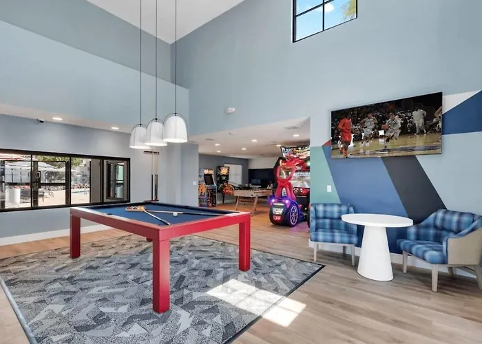 Luxury Getaway 1br Free Parking And Pool *