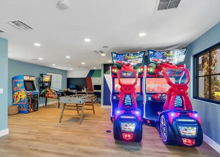 Apartment Luxury Getaway 1br Free Parking And Pool